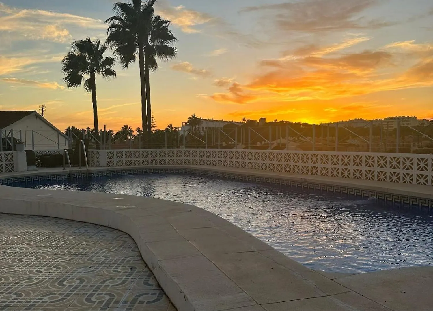 Casa Moyet Walking Distance To The Beach 3 Min, Mijas Costa & Fuengirola Apartman